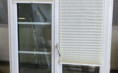 Kunststoff-Fenster 118 x 128 cm